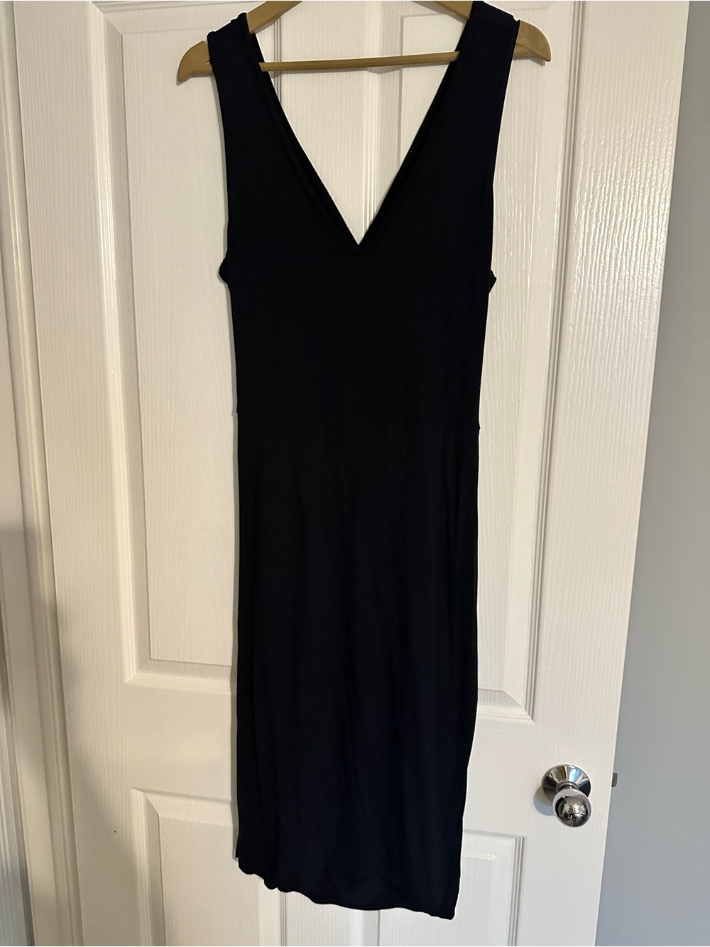 Classic Black V-Neck Women's Dress Open back in the middle